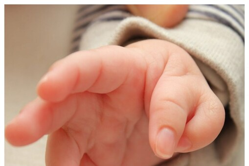 6 వేళ్లు ఉన్నవారు చాలా షార్ప్ గా ...