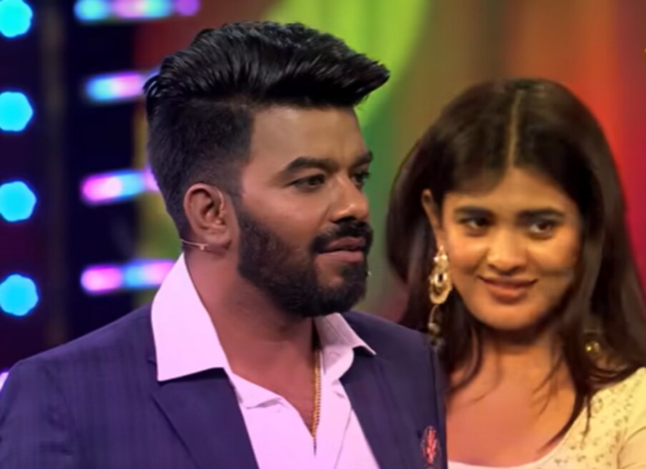  సుడిగాలి సుధీర్ ఫ్యాన్ ఫాలోయింగ్ కూడా మామూలుగా ఉండదు. సుధీర్ లేకుంటే.. ఆ ప్రొగ్రామ్ రేటింగ్ కూడా పడిపోతుందంటే అర్థం చేసుకోవచ్చు.. సుధీర్‌కు ఎంతమంది అభిమానులుఉన్నారో.