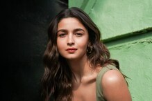 Brahmastra: బ్రహ్మాస్త్రలో అమితాబ్ లుక్.. ఆ మాట చెప్పి ఆసక్తి పెంచేసిన ఆలియా భట్ Brahmastra: బ్రహ్మాస్త్రలో అమితాబ్ లుక్.. ఆ మాట చెప్పి ఆసక్తి పెంచేసిన ఆలియా భట్
