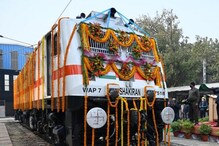 Bharat Gaurav Train: ఆంధ్రప్రదేశ్ మీదుగా షిరిడీకి భారత్ గౌరవ్ రైలు Bharat Gaurav Train: ఆంధ్రప్రదేశ్ మీదుగా షిరిడీకి భారత్ గౌరవ్ రైలు