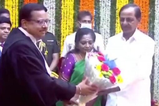 సీజే ప్రమాణస్వీకారంలో గవర్నర్, సీఎం