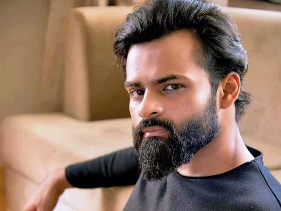  మెగా హీరో సాయి ధరమ్ తేజ్ పవన్ కళ్యాన్ సినిమాలో నటిస్తున్న విషయం తెలిసిందే. పవన్ కళ్యాణ్, సాయి ధరమ్ తేజ్ కాంబినేషన్లో ఒక సినిమా రూపొందే అవకాశం ఉందని ప్రచారం జరుగుతూ రాగా ఇప్పుడు దానికి సంబంధించిన అధికారిక సమాచారం వచ్చేసింది.