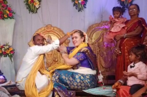 ఆంధ్రా అబ్బాయితో అమెరికా అమ్మాయి పెళ్లి