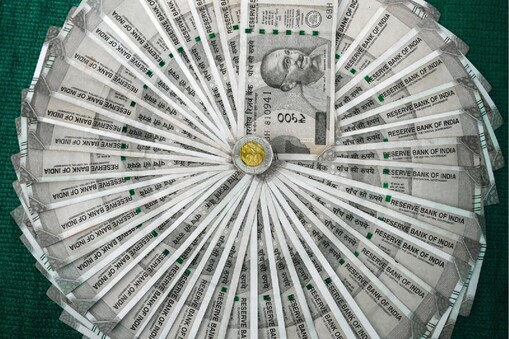 Personal Finance: అలర్ట్... జూలై 31 లోగా ఈ పనిచేయకపోతే రూ.5,000 ఫైన్
(ప్రతీకాత్మక చిత్రం)