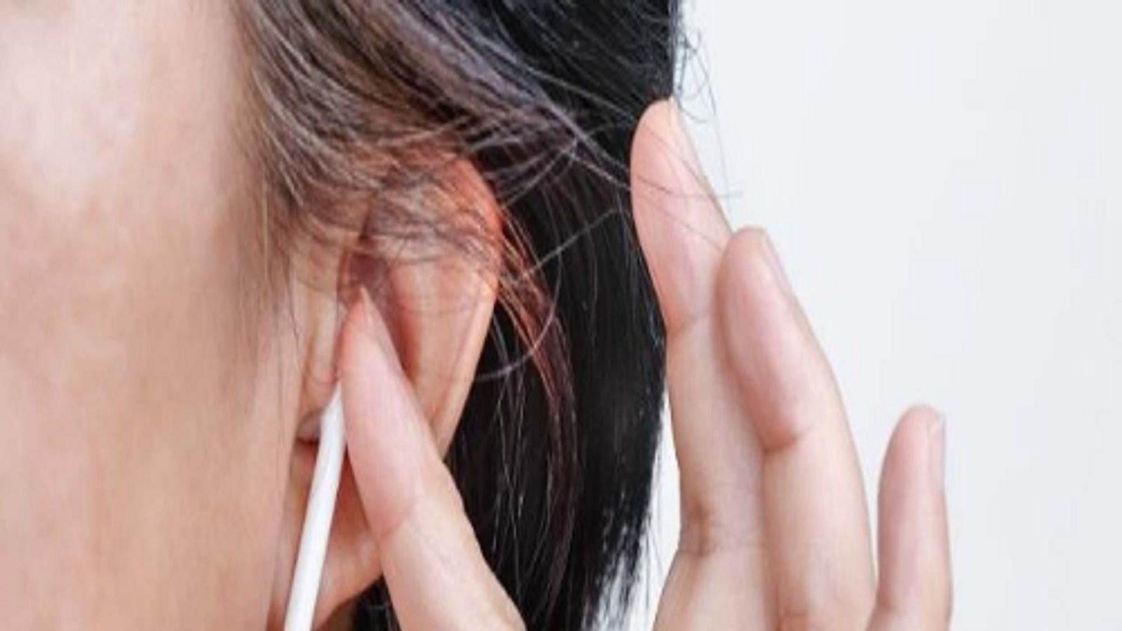 Earphone For Ear Problems ఈ సమస్యలతో మీరు బాధపడుతున్నారా..? కారణం ఇయర్