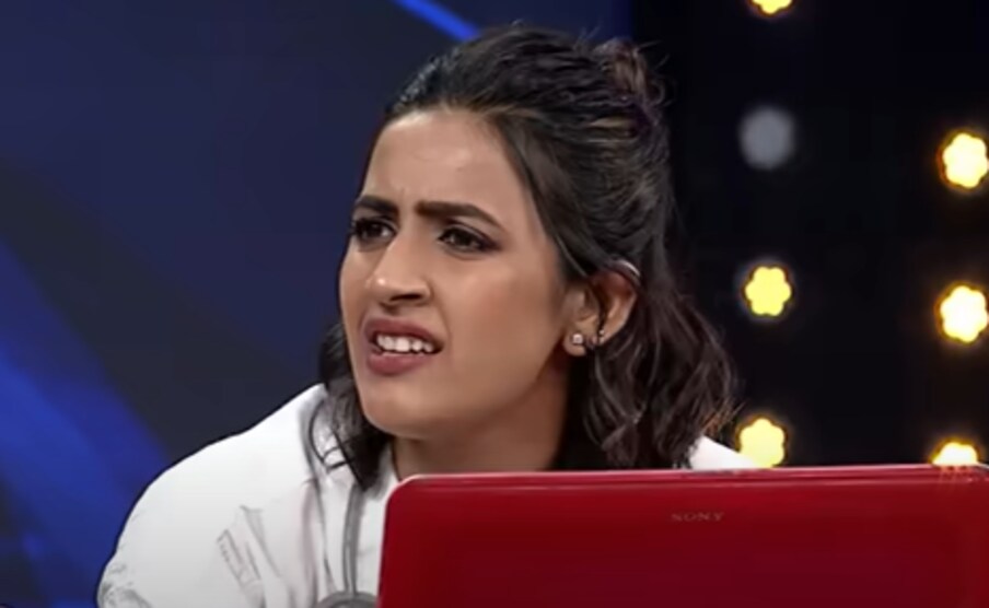  సెలబ్రిటీలపై తనదైన స్టైల్ పంచులేస్తూ క్యాష్ షోని రక్తికట్టిస్తుంటుంది యాంకర్ సుమ. అయితే ఈ సారి మాత్రం అది నిహారిక (Niharika) వంతు కావడం విశేషం. క్యాష్ ప్రోగ్రాం గెస్టుగా వచ్చిన కొణిదెల నిహారిక తోటి పార్టిసిపెంట్స్‌పై సెటైర్స్ వేసింది.