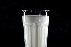Milk Price Hike: సామాన్యులకు మరో షాక్... రేపటి నుంచి పాల ధరల పెంపు