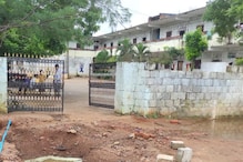 Jagityal School: తెలంగాణలోని పాఠశాలన్నింటికి ఓ రూల్​.. ఆ ఒక్క పాఠశాలకు మరో రూల్​..