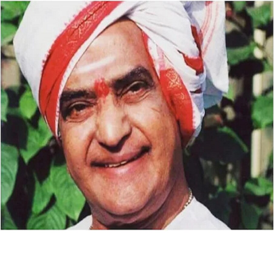  బాలకృష్ణ మాట్లాడుతూ.. 1995 లో తీసుకున్న నిర్ణయం ఏమీ తప్పు కాదు. నందమూరి కుటుంబం, నారా కుటుంబం కలిసి తీసుకున్న నిర్ణయంలో ఏ తప్పు లేదు అని అన్నారు బాలకృష్ణ. ఒక నందమూరి కుటుంబ సభ్యుడిగా, తెలుగుదేశం పార్టీ సభ్యుడిగా చెబుతున్నాను..ఆరోజు మీరు తీసుకున్న నిర్ణయం తప్పుకాదు అన్నారు. (ఫైల్ ఫోటో)