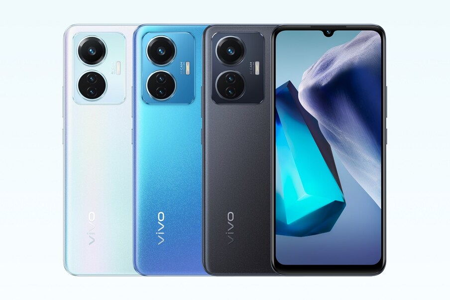  Vivo T1 44W: వివో టీ1 44W స్మార్ట్‌ఫోన్ మూడు వేరియంట్లలో లభిస్తోంది. 4జీబీ ర్యామ్ + 128జీబీ స్టోరేజ్ వేరియంట్ ధర రూ.13,499 కాగా, 6జీబీ ర్యామ్ + 128జీబీ స్టోరేజ్ వేరియంట్ ధర రూ.14,999. హైఎండ్ వేరియంట్ 8జీబీ ర్యామ్ + 128జీబీ స్టోరేజ్ రూ.16,999. ఫ్లిప్‌కార్ట్ సేల్‌లో వేరియంట్‌ను రూ.12,499 ధరకే కొనొచ్చు. డిస్కౌంట్ రూ.1,000 లభిస్తుంది. (image: Vivo India)