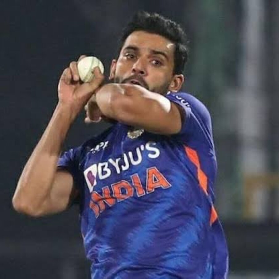  దీపక్ చహర్, జయ భరద్వాజ్ లు గతేడాది జూన్ 1న పెళ్లి చేసుకున్న సంగతి తెలిసిందే. అయితే ప్రస్తుతం దీపక్ చహర్ కు గడ్డు కాలం నడుస్తుందనే చెప్పాలి. ఎందుకంటే వరుస పెట్టి గాయాల బారిన పడుతున్నాడు.