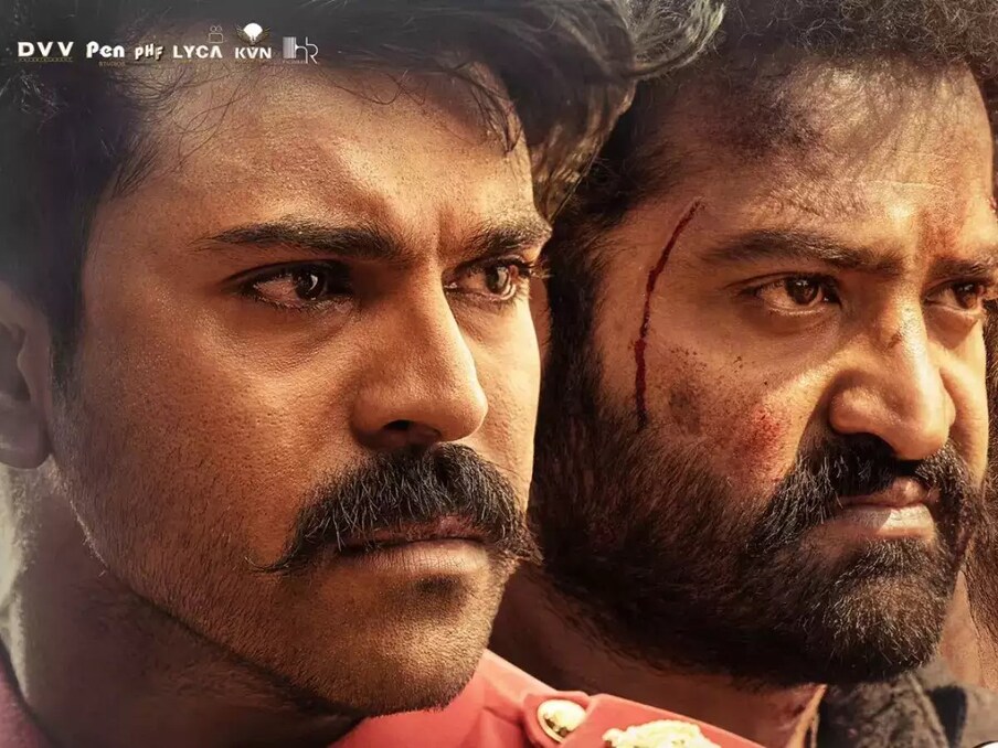  ఇక అది అలా ఉంటే రామ్ చరణ్ ఆస్కార్ బరిలో ఉండోచ్చని తెలిపింది ప్రముఖ హాలీవుడ్ మ్యాగజైన్ వెరైటీ.. దర్శకధీరుడు రాజమౌళి దర్శకత్వంలో వచ్చిన ప్రతిష్టాత్మక చిత్రం ఆర్ ఆర్ ఆర్. ఈ సినిమాలో రామ్ చరణ్, ఎన్టీఆర్‌లు ప్రధాన పాత్రలు పోషించారు. ఈ సినిమా ఇటు ఇండియాలోనే కాకుండా అటు హాలీవుడ్‌లోను విపరీతంగా క్రేజ్ తెచ్చుకుంది. ఈ సినిమాను చూసిన వెస్టర్న్ ఆడియెన్స్ ఫిదా అవుతున్నారు. Photo : Twitter
