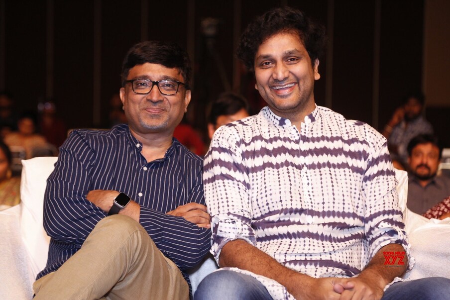  క్లాస్ ఆడియెన్స్‌కు నచ్చుతుందని అనుకుంటే.. అదీ లేదు.. ఇక్కడ మరో విషయం ఏమంటే..ఈ సినిమాను కొనడానికి ఎవ్వరూ ముందుకు రాక పోవడంతో నిర్మాతలు అడ్వాన్స్ బేసిస్‌తో సినిమాను రిలీజ్ చేశారు. అయితే అనుకున్న రేంజ్‌లో కలెక్షన్స్ రాబట్టలేకపోయింది. Photo : Twitter