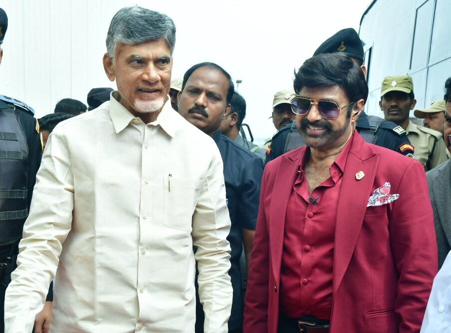  1995 పార్టీలో కొన్ని సమస్యల కారణంగా కొన్ని నిర్ణయాలు తీసుకోవాల్సి వచ్చిందని అన్నారు. బీవీ మోహనరెడ్డి, బాలక్రిష్ణ , రామక్రిష్ణ తో కలిసి ఆరోజు ఎన్టీఆర్ దగ్గరకు వెళ్లాను. ఆయన్ని బతిమాలాను, కాళ్లు పట్టుకున్నాను.. ఒక మీటింగ్ పెట్టి డిస్కస్ చేయమన్నాను అని అన్నారు.