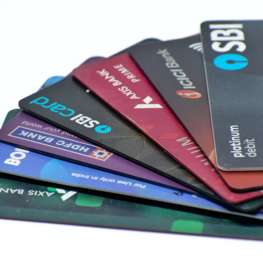  Merchant Credit Card | కేంద్ర ప్రభుత్వం కొత్త స్కీమ్‌ను తీసుకువచ్చే యోచనలో ఉన్నట్లు తెలుస్తోంది. ఎంఎస్ఎంఈలకు క్రెడిట్ కార్డు స్కీమ్ తీసుకువచ్చే ప్లానింగ్‌లో ఉంది. మర్చంట్ క్రెడిట్ కార్డు (ఎంసీసీ) స్కీమ్ (Scheme) తీసుకురాబోతోంది. వ్యాపారుల కోసం ఈ పథకాన్ని ఆవిష్కరించనుంది.
