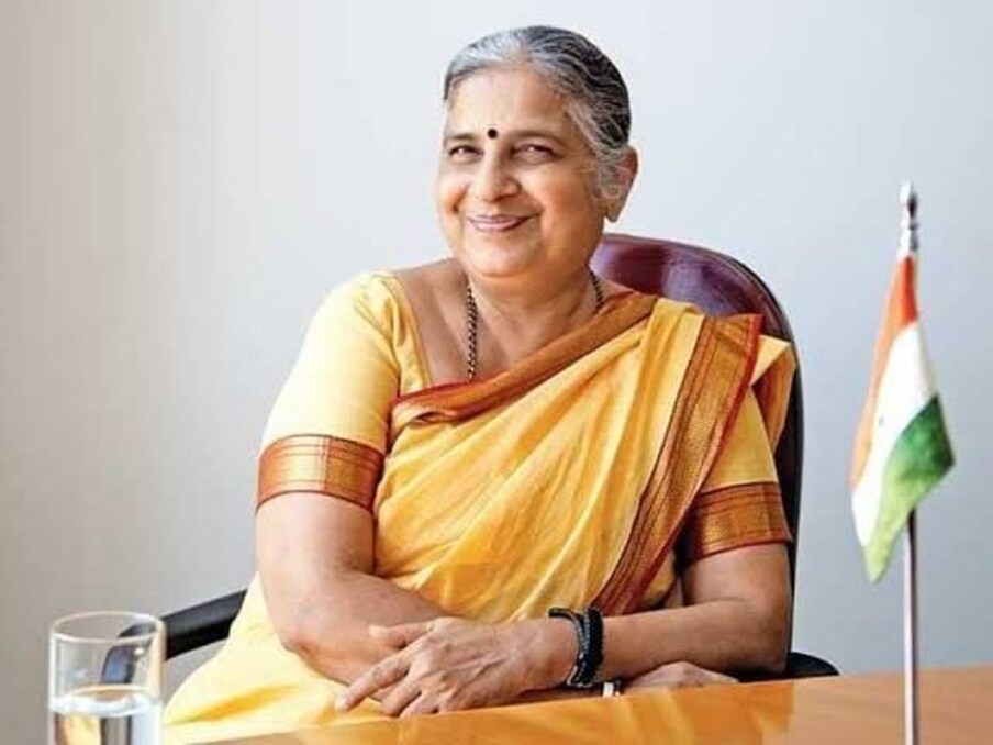  సుధా నారాయణమూర్తి సమాజంలో ఓ శక్తివంతమైన మహిళగా పేరు సంపాధించుకున్నారు. ఇన్ఫోసిస్‌ కంపెనీ వ్యవస్థాపక చైర్మన్ నారాయణమూర్తి సతీమణిగానే కాకుండా ఇన్ఫోసిస్ ఫౌండేషన్‌ చైర్‌పర్సన్‌గా కొనసాగుతున్నారు. సుధా నారాయణమూర్తి బ్రిటన్ ప్రధాని రిషి సునాక్‌కి స్వయాన అత్తగారు కావడం ఇంకో గొప్ప విషయం. (Photo:Instagram)