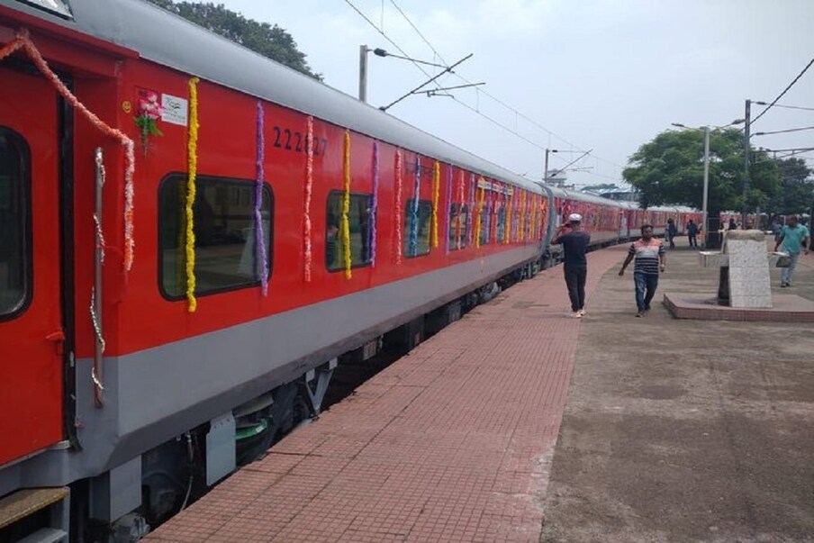  Train No.07035: సికింద్రాబాద్-కాకినాడ టౌన్ ట్రైన్ ను జనవరి 11న నడనున్నారు.
