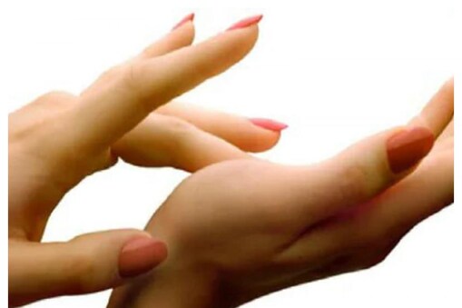 Astrology: ఈ చేయి దురద పెడితే ఐశ్వర్యం ...