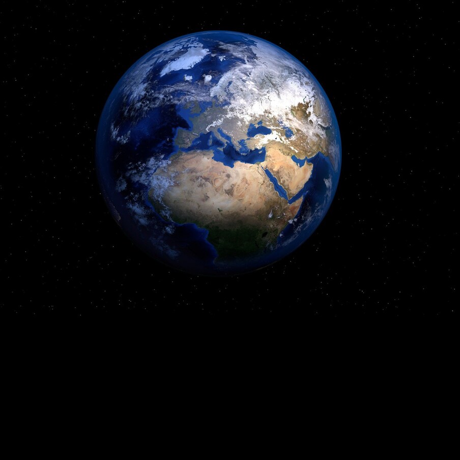 Earth : మీరెప్పుడైనా భూమిపై ఉల్కలు పడటాన్ని కళ్లారా చూశారా.. అంత టైమ్ మనకెక్కడిది అంటారా.. ఇవాళ అలాంటి అద్భుతం జరగబోతోంది. దాన్ని చూసేందుకు మీకు టైమ్ ఉన్నా.. చూడగలరన్న గ్యారెంటీ లేదు. ఎందుకంటే మన తెలుగు రాష్ట్రాలపై మేఘాలున్నాయి. వాటి వల్ల రాత్రిళ్లు ఆకాశం కనిపించట్లేదు.
