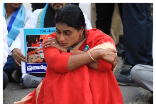 వైఎస్ షర్మిల (Image Credit to Twitter)