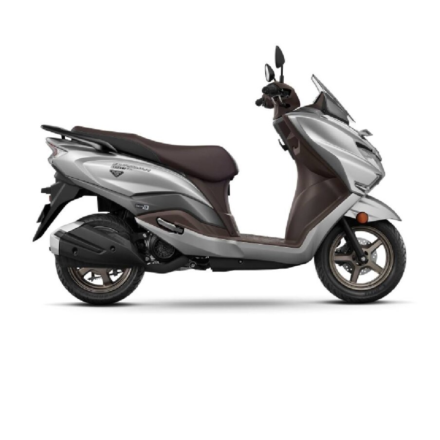  Suzuki Burgman Street EX : సుజుకీ మోటర్‌సైకిల్ ఇండియా.. తాజాగా బర్గ్‌మాన్ స్ట్రీట్ ఎక్స్‌ ని లాంచ్ చేసింది. దీని ఎక్స్ షోరూం ధరను రూ.1.12లక్షలుగా తెలిపింది. (image credit - www.suzukimotorcycle.co.in)