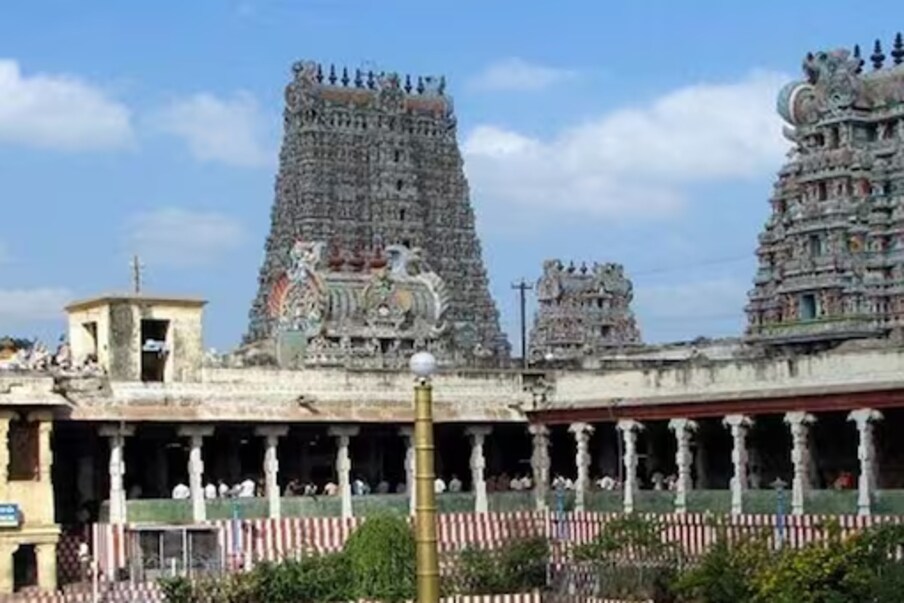  దక్షిణాదికి వచ్చేసరికి పరిస్థితి పూర్తి భిన్నం. తెలుగు, కన్నడ, తమిళం, మలయాళం ఈ నాలుగు భాషలూ దేనికవే అన్నట్లు ఉంటాయి. తెలుగు, కన్నడ మాత్రమే కాస్త దగ్గరగా ఉంటాయి. అందువల్ల సౌత్‌పై జాతీయ పార్టీలు అంతగా ఫోకస్ పెట్టట్లేదు. కానీ ఈసారి   సౌత్‌పై ఎక్కువ ఫోకస్ పెడుతోంది. (ప్రతీకాత్మక చిత్రం - Image: Wikimedia)