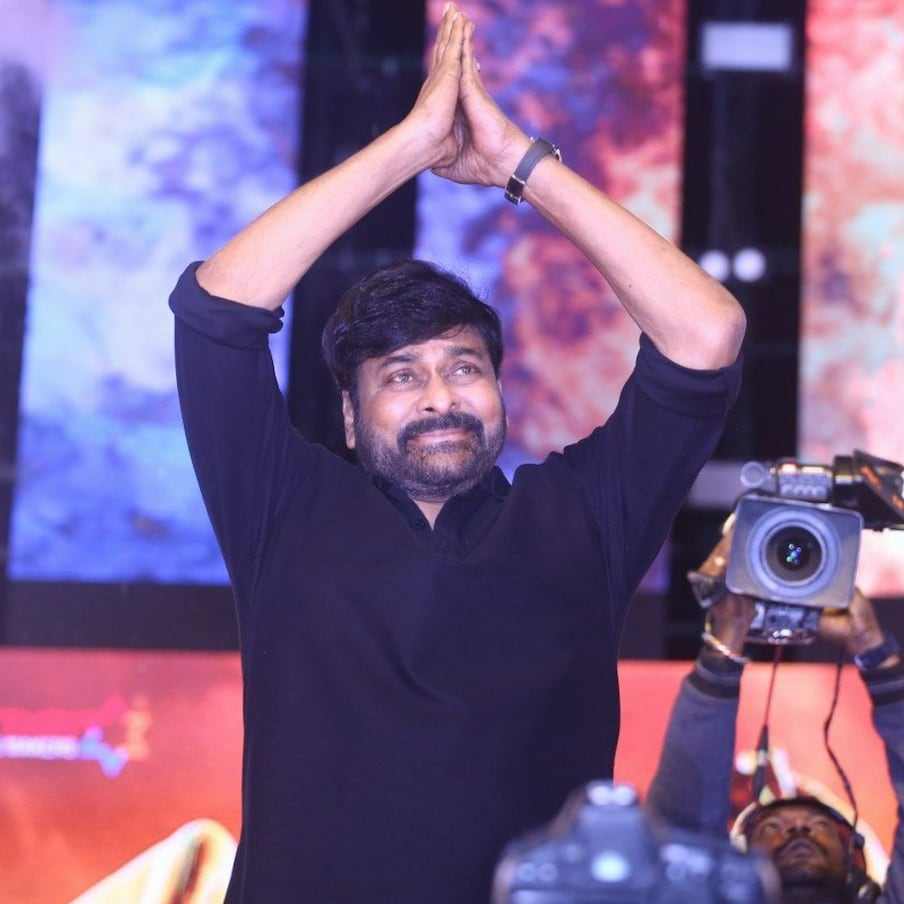  ఈ నేపథ్యంలో తాజాగా వీర సింహా రెడ్డి, వాల్తేరు వీరయ్య సినిమాలపై నారా లోకేష్ చేసిన కామెంట్స్ సినీ, రాజకీయ వర్గాల్లో హాట్ టాపిక్ అయ్యాయి.