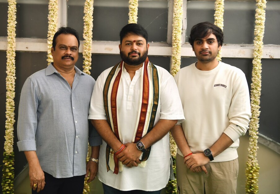  పవన్ కళ్యాణ్- సుజిత్ కాంబోలో రానున్న ఈ సినిమాకు డీవీవీ దానయ్య నిర్మాతగా వ్యవహరిస్తున్నారు. గ్యాంగ్ స్టర్ నేపథ్యంలో ఈ సినిమా తెరకెక్కనున్నట్టు సమాచారం. పాటలు లేకుండా గంటన్నర నిడివితో ఈ మూవీ ఉంటుందని సమాచారం.