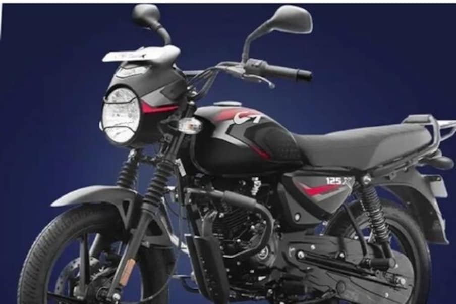  బజాజ్ సీటీ 110 ఎక్స్ కూడా రెండు వేరియంట్ల రూపంలో లభిస్తోంది. ఈ బైక్ ఎక్స్‌షోరూమ్ ప్రారంభ ధర రూ. 59,104 నుంచి ఉంది. ఇందులో 115 సీసీ ఇంజిన్ ఉంటుంది. ఇది లీటరుకు 104 కిలోమీటర్ల మేర మైలేజ్ ఇవ్వొచ్చు.