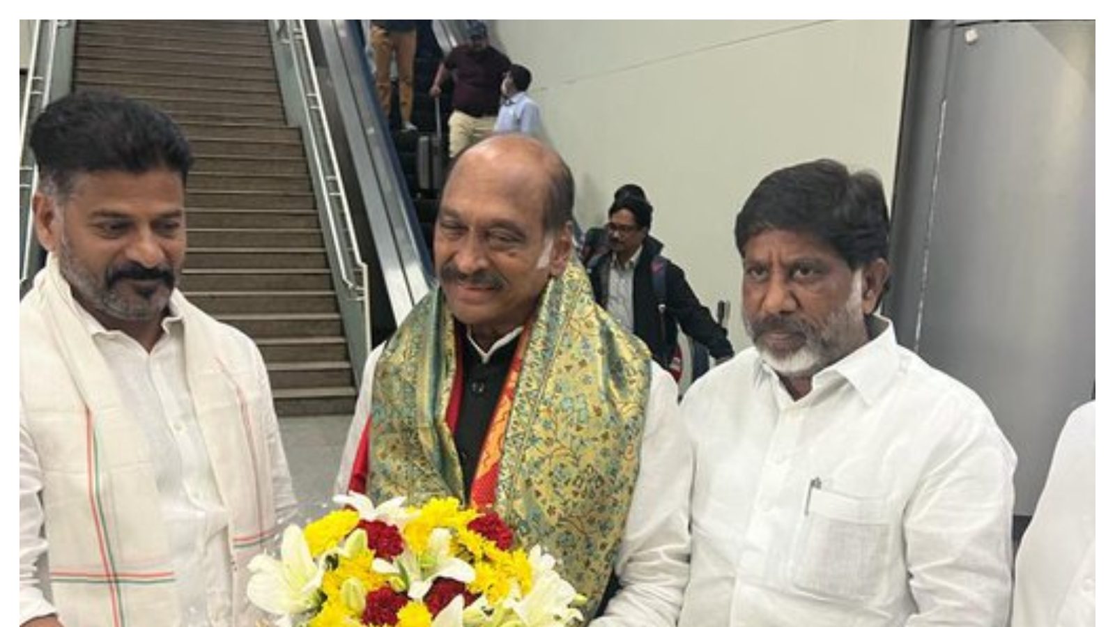 Manik rao Thackeray: రేవంత్ రెడ్డిపై బీఆర్ఎస్ శ్రేణుల దాడి..స్పందించిన ...