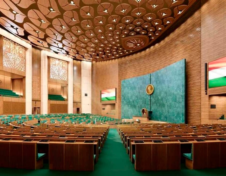  లోక్‌సభ జరిగే భవనం కాన్సెఫ్ట్ ఫొటో మరో కోణంలో. పై కప్పును నెమలి పించంలా డిజైన్ చేశారు. (PTI Photo)