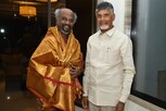 చంద్రబాబుతో రజనీకాంత్ భేటీ ..స్నేహమా..? యాధృచ్చికమా..? వ్యూహమా..?