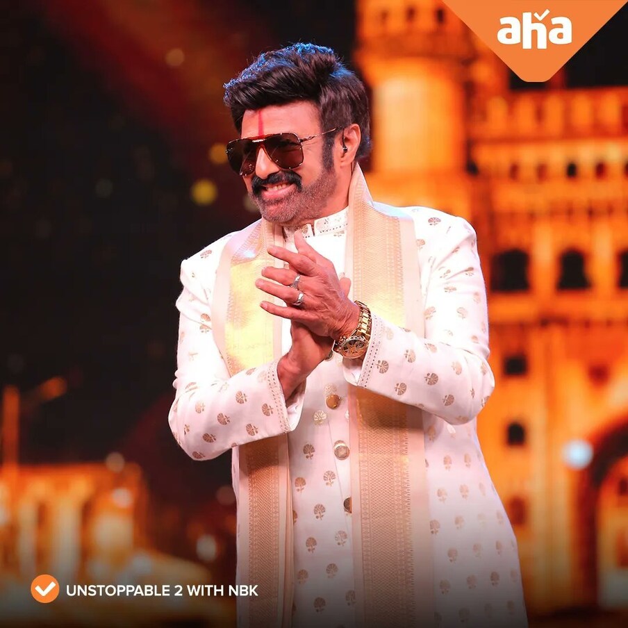  అన్‌స్టాపబుల్ తొలి సీజన్ సూపర్ సక్సెస్ సాధించడంతో అదే హుషారులో ప్రస్తుతం రెండో సీజన్ నడిపిస్తున్నారు. సినీ, రాజకీయ సెలబ్రిటీలను ఇంటర్వ్యూలు చేస్తూ వారి వారి సీక్రెట్స్ వారి నోటితోనే చెప్పిస్తున్నారు బాలయ్య బాబు. ఇందులో భాగంగా ఇప్పటికే చాలామంది సెలబ్రిటీలను ఇంటర్వ్యూ చేశారు బాలకృష్ణ.