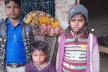 UP sister saved: అక్కా నువ్వు కేక..! శభాష్‌ అంటోన్న దేశం..!