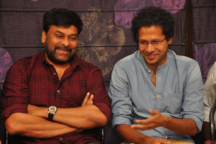 టాలీవుడ్ యంగ్ డైరెక్టర్ వెంకీ అట్లూరి, పూజా వివాహం బుధవారం అంగరంగ వైభవంగా జరిగింది. వెంకీ అట్లూరి పెళ్లి ఫోటోలు ఇప్పుడు సోషల్ మీడియాలో చక్కర్లు కొడుతున్నాయి. కీర్తి సురేష్‌ కూడా ఫోటోని షేర్ చేసి వెంకీ ,పూజాకు అభినందనలు తెలిపింది. (Photo:Twitter)