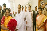 KCR-Tamilisai: సీఎం కేసీఆర్, గవర్నర్ మధ్య సఖ్యత కొనసాగుతుందా ?.. ఆ రోజుతో క్లారిటీ ?