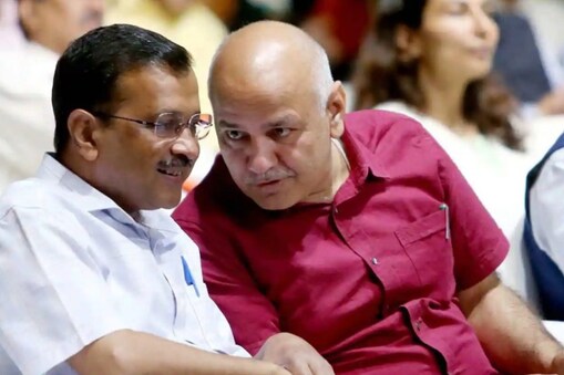 కేజ్రీవాల్‌లో సిసోడియా (File: Image Credit/Mint)