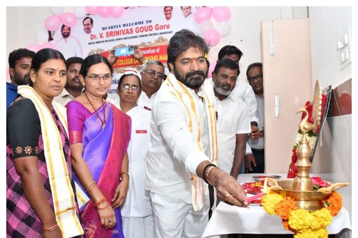 నర్సింగ్ కళాశాల ప్రారంభోత్సవంలో మంత్రి శ్రీనివాస్ గౌడ్