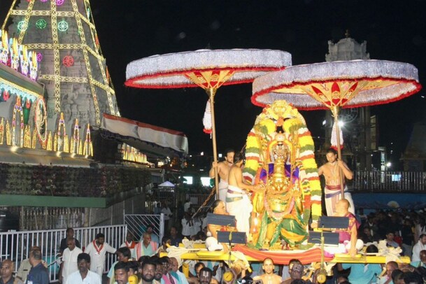 Tirumala Photos : తిరుమ‌ల‌లో వైభ‌వంగా పౌర్ణమి గ‌రుడ‌సేవ‌