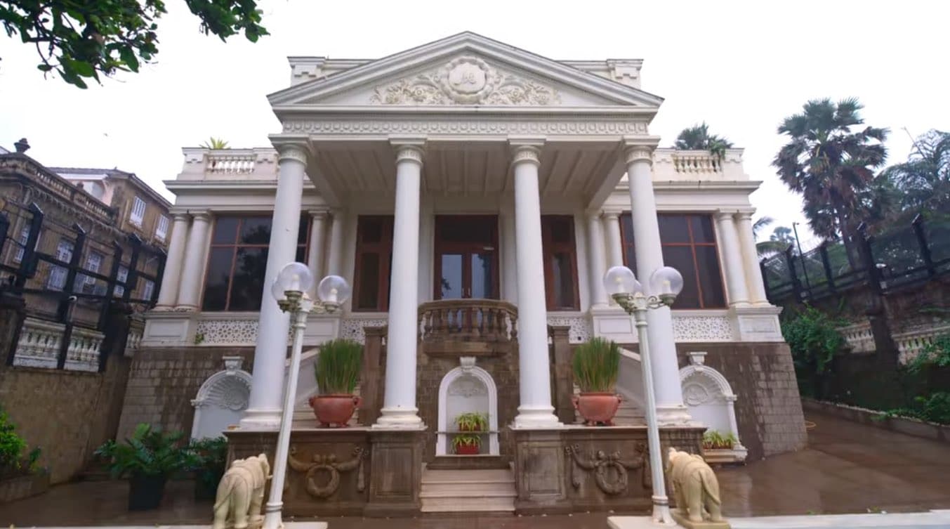 mannat designed by gauri khan