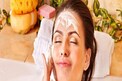 Natural Skin Care: మీ వంటింట్లో ఉండే వస్తువులతోనే.. సహజమైన అందం మీ సొంతం..!