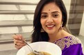 ఫ్యామిలీతో యాంకర్ శ్రీముఖి ఉగాది సంబరాలు.. పిక్స్ వైరల్..