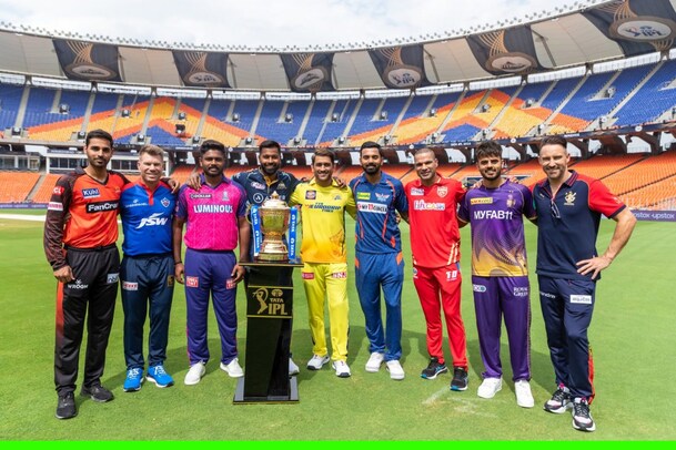 కోట్లు పోసి కొన్నారు.. బెంచ్ మీద కూర్చొబెట్టారు.. పాపం, ఈ ఆటగాళ్లు..!