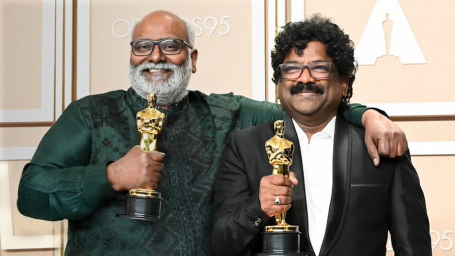  బెస్ట్‌ ఒరిజినల్‌ సాంగ్‌ కేటగిరిలో ఉత్తమ పాటగా నాటు నాటు సాంగ్ ఆస్కార్ గెలుచుకుంది. అంతర్జాతీయ వేదికపై రైటర్ చంద్రబోస్, సంగీత దర్శకుడు కీరవాణి ఈ అవార్డు అందుకున్నారు. ఈ దృశ్యాన్ని చూసి ఇండియన్ ఆడియన్స్ పులకరించిపోయారు.