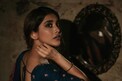 Nabha Natesh: చీరలో సింగారించుకొని చీకటి గదిలో ఇస్మార్ట్ బ్యూటీ.. నభా నటేష్ విరహ వేదన