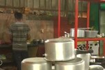 Cooker Food:  ఈ డాబాలో అన్ని కుక్కర్‌లోనే.. 10నిమిషాల్లోనే..  ఆర్డర్ రెడీ చేసి వడ్డిస్తారు