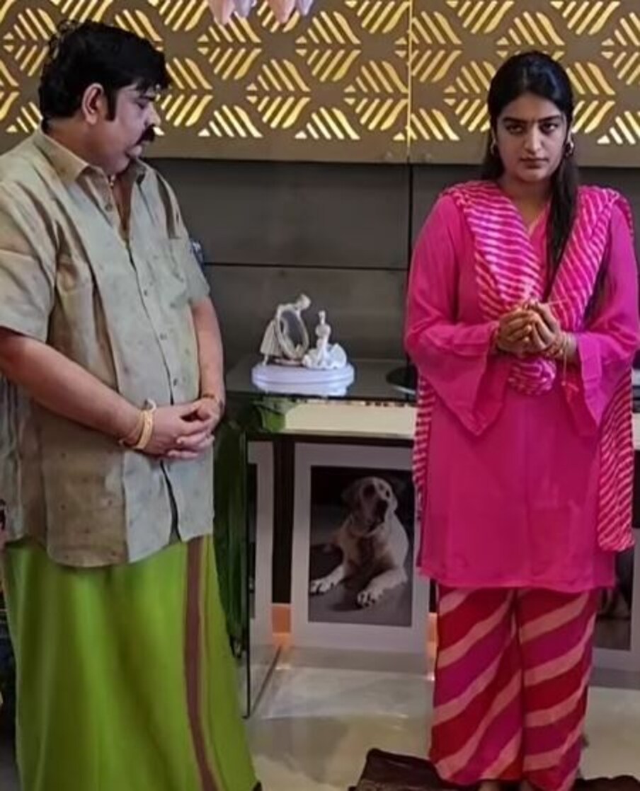  Nidhhi Agerwal | నిధి అగర్వాల్ గురించి ప్రత్యేకించి పరిచయం చేయాల్సిన పనిలేదు. మొదట భామ హిందీలో నటిగా పరిచయం అయ్యింది. టైగర్ ష్రాఫ్ హీరోగా నటించిన ‘మున్నా మైఖేల్’ మూవీతో నటిగా ఎంట్రీ ఇచ్చింది. ఆ తర్వాత తెలుగులో ‘సవ్యసాచి’ మూవీతో తెరంగేట్రం చేసింది. (Instagram/Photo)