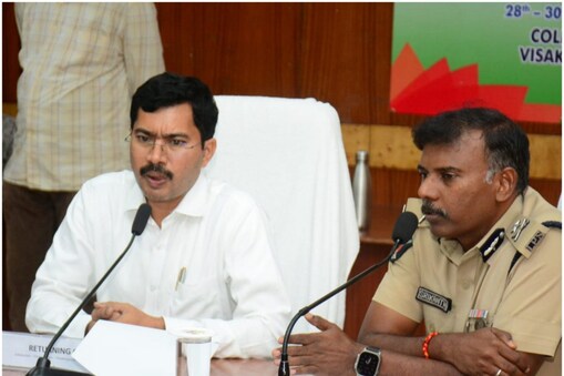 విశాఖలో వైరస్ అలర్ట్