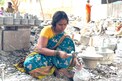 గ్రైండర్లు.. మిక్సర్లు వచ్చినా..? రుబ్బురోలుకు తగ్గని క్రేజ్.. ఆ కుటుంబాలకు ఇదే ఆధారం