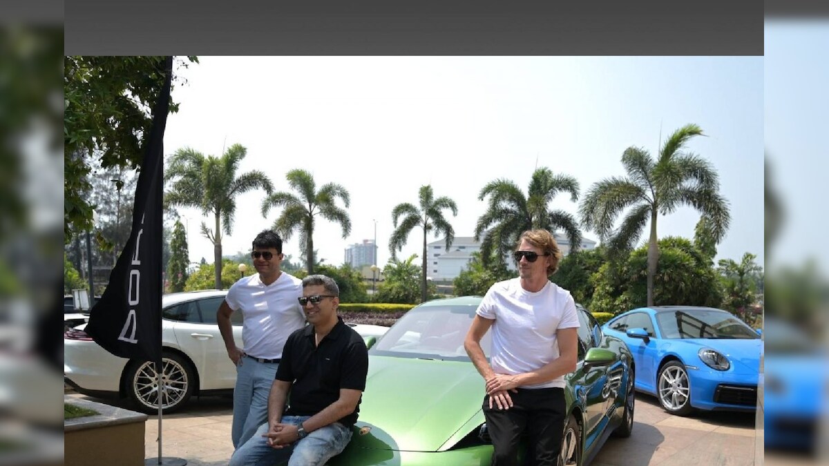 టూరిస్ట్ వెహికల్స్‌కు పర్మిట్ ఫీజు మినహాయింపు.. మే 1 నుంచి కొత్త రూల్